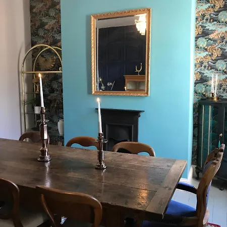 Carlton House - Spacious 4 Bed Victorian Townhouse Holiday home