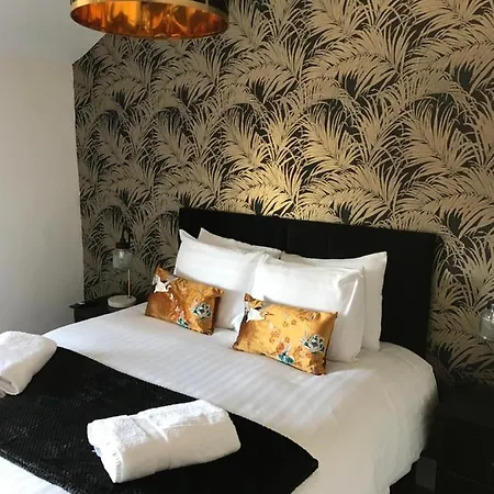 Tatil Evi Carlton House - Spacious 4 Bed Victorian Townhouse Harrogate