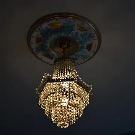 Carlton House - Spacious 4 Bed Victorian Townhouse